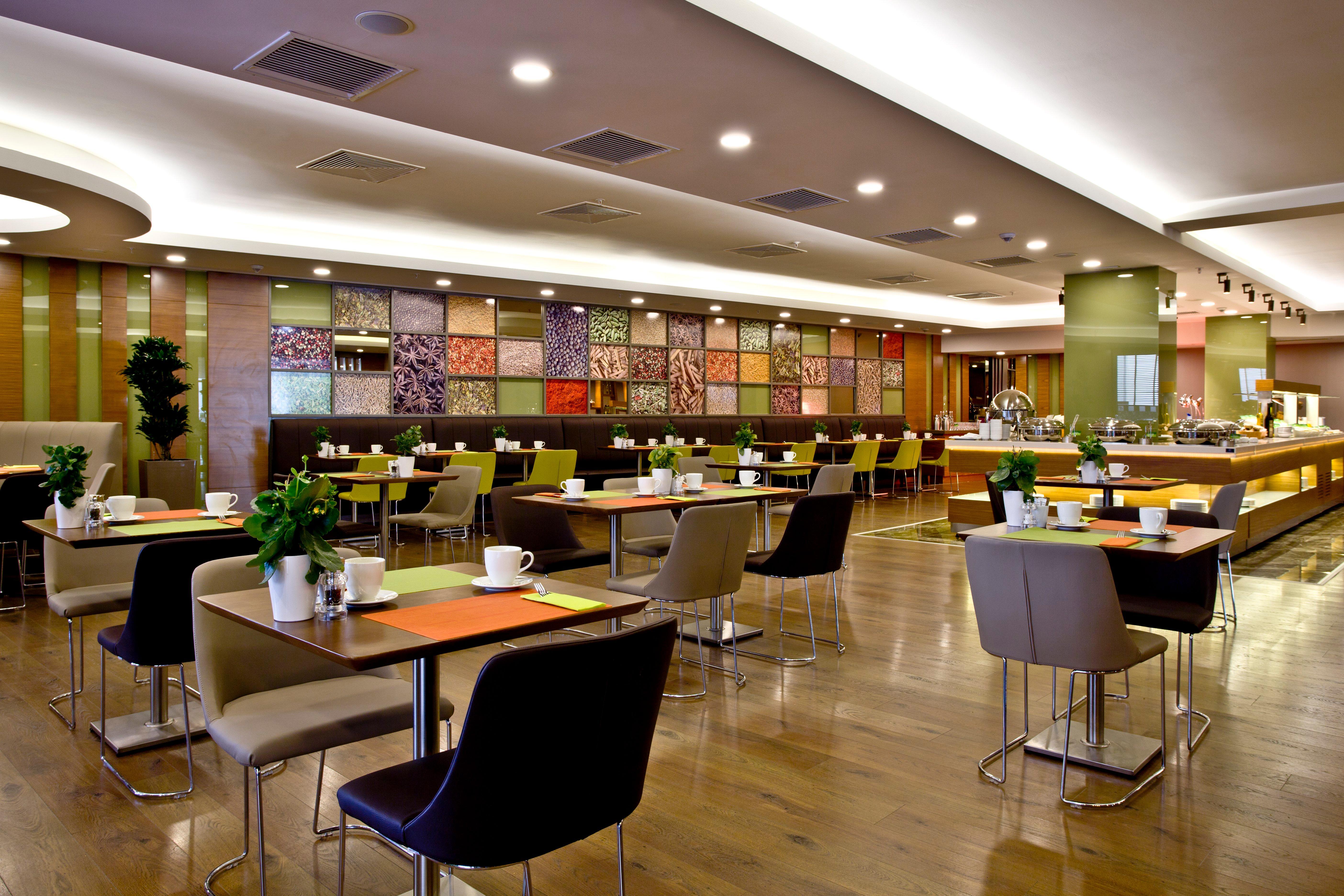 Holiday Inn Gaziantep By Ihg Exterior foto